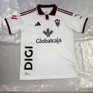 Camiseta de futbol Albacete Balompie primera equipacion 2025 2026 blanco y granate vista frontal kkgoolcamiseta