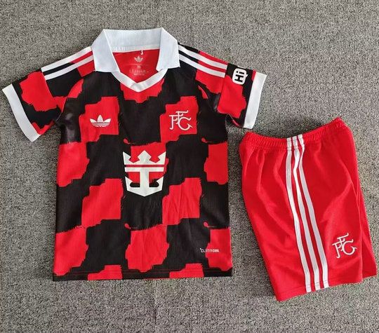 Conjunto de futbol Fulham FC segunda equipacion ninos 2026 2027 rojo negro kkgoolcamiseta