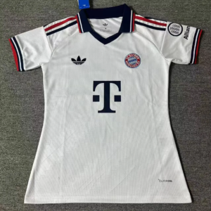Camiseta de futbol Bayern Munich segunda equipacion version mujer 2026 2027 blanca con cuello polo azul marino kkgoolcamiseta