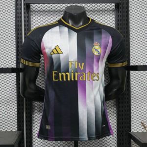 Camiseta de futbol Real Madrid edicion especial morada y dorada version jugador 2026 2027 kkgoolcamiseta