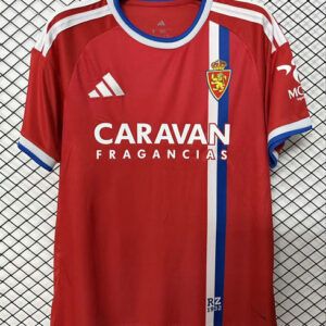 Camiseta Real Zaragoza segunda equipacion 2026 2027 roja con franja vertical blanca y azul kkgoolcamiseta