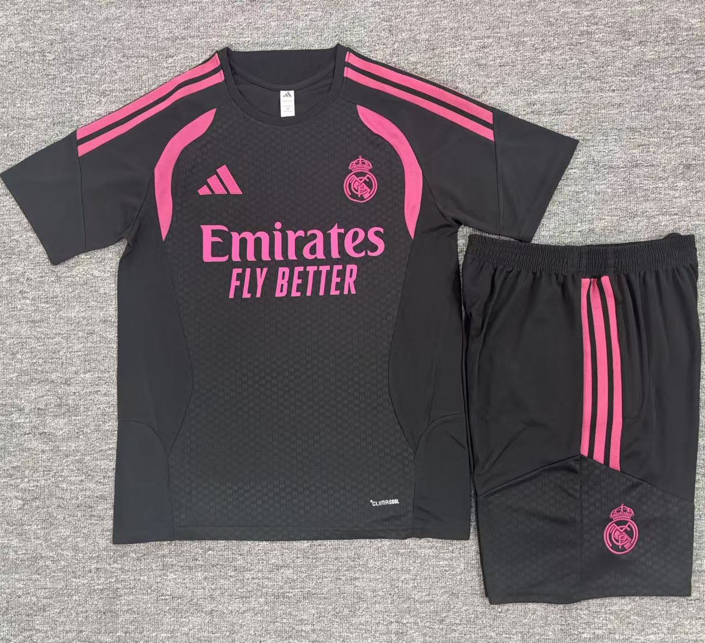 Conjunto real madrid negro rosa ninos 2026 2027 kkgool